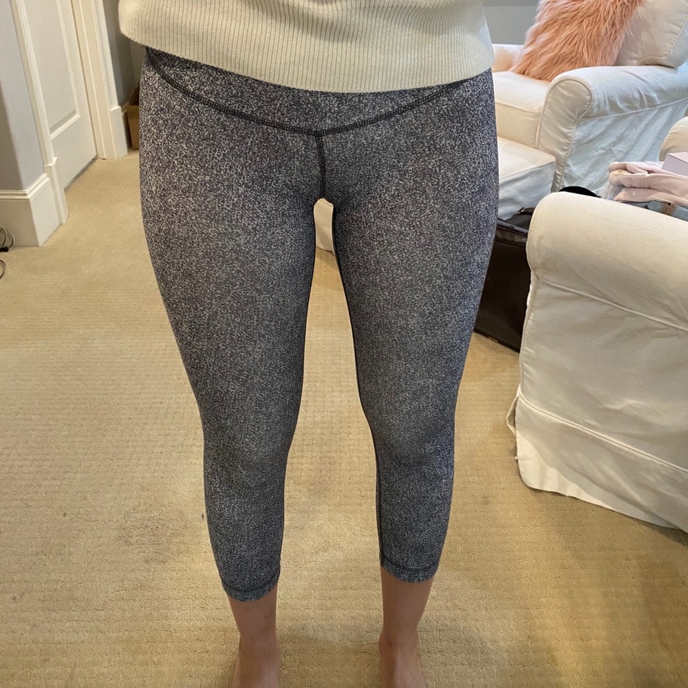 Lululemon leggings !!
